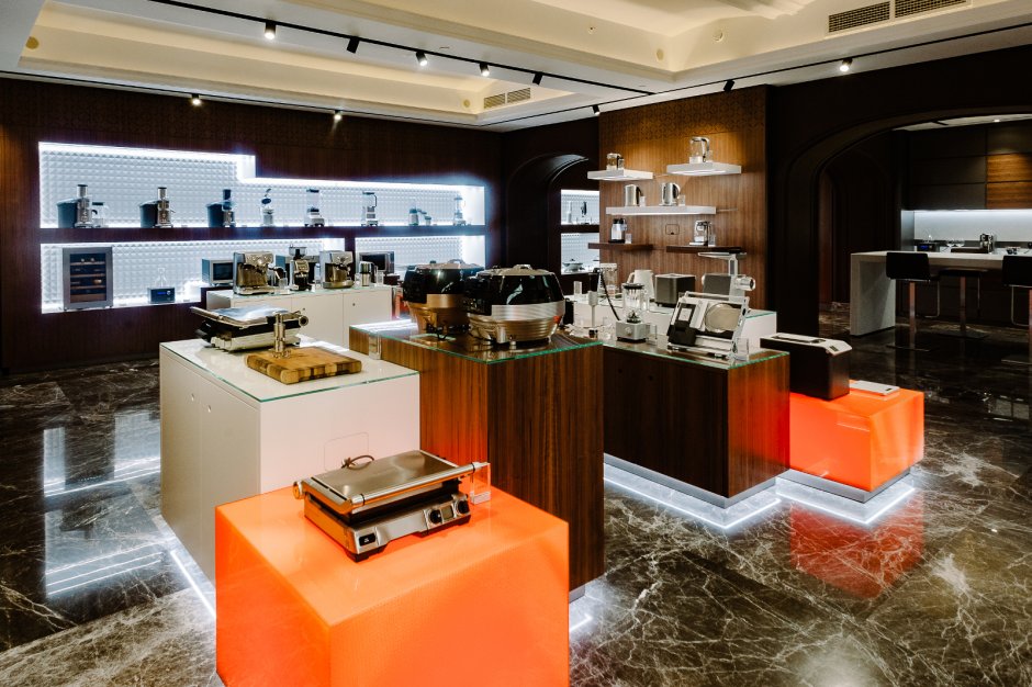 Настольная лампа