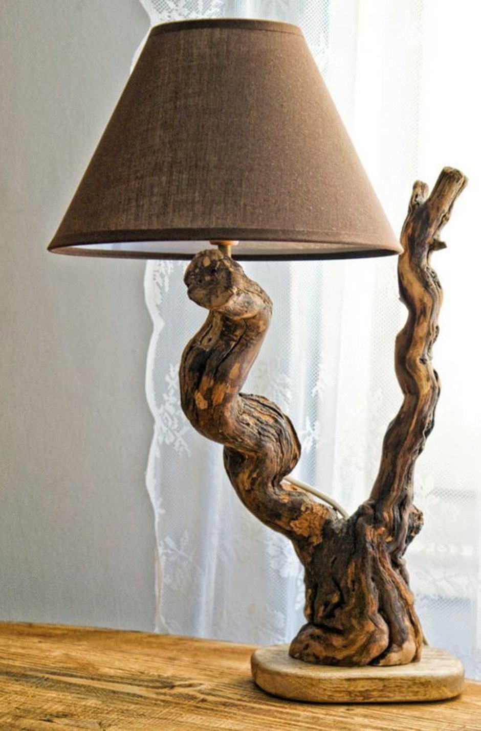 Лампа из коряги
