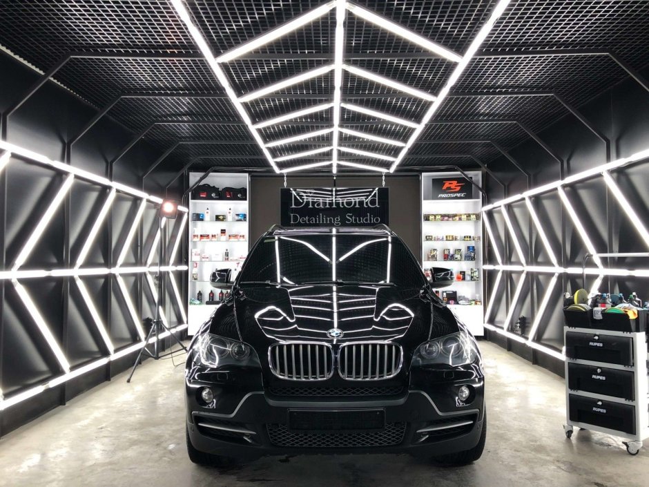 Гараж студия детейлинга