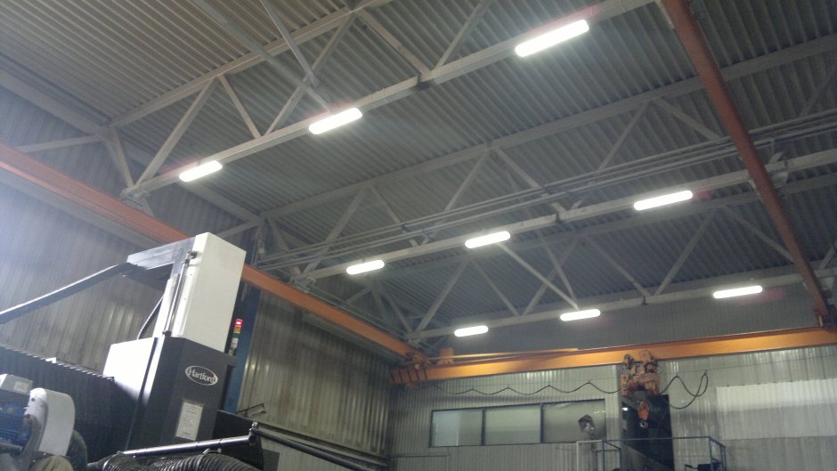 Светильник промышленный 300ви