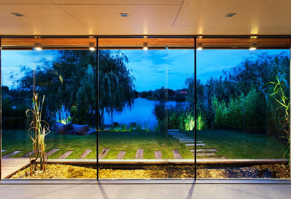 Панорамные фальш окна с подсветкой