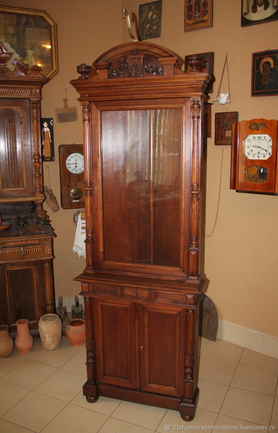 Шкаф для сервиза