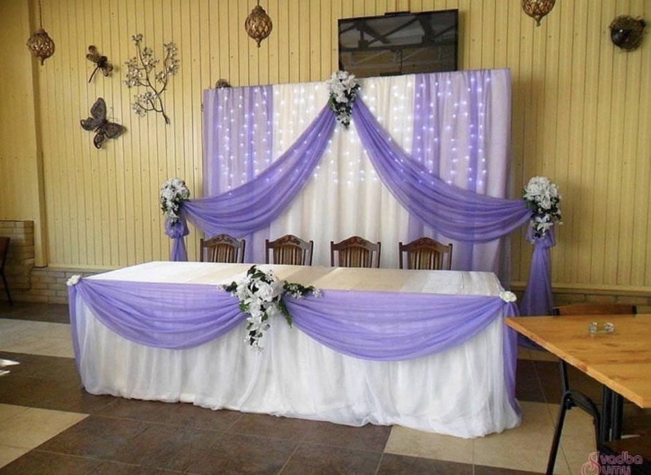 Украшение свадебного зала гирляндами