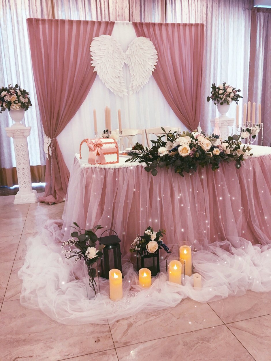 Украшение свадебного стола