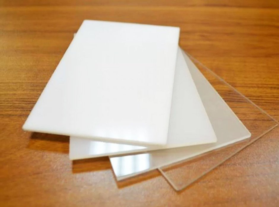 Пластиковая пластина