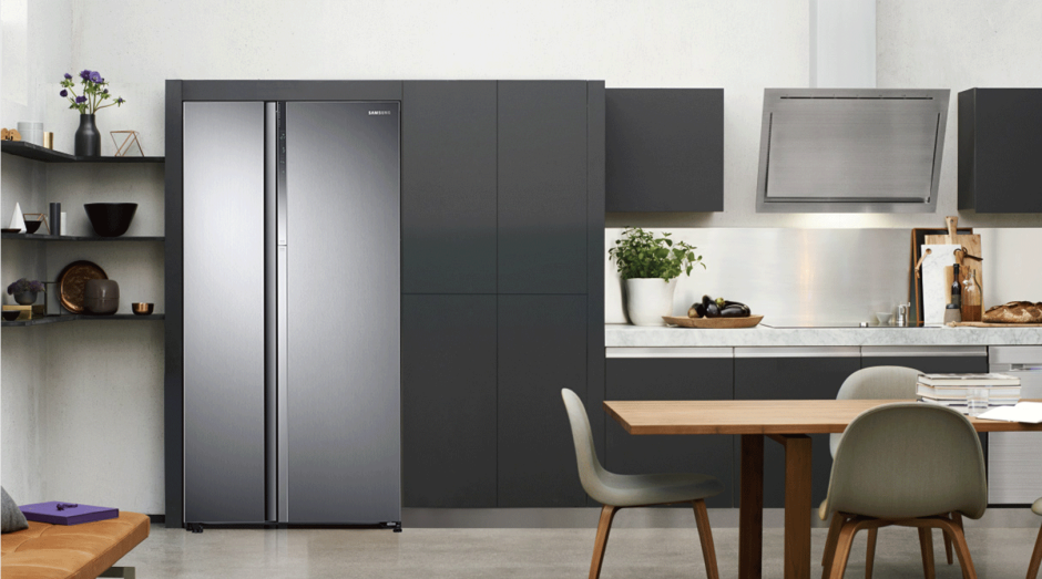 Красивые холодильники для комнаты