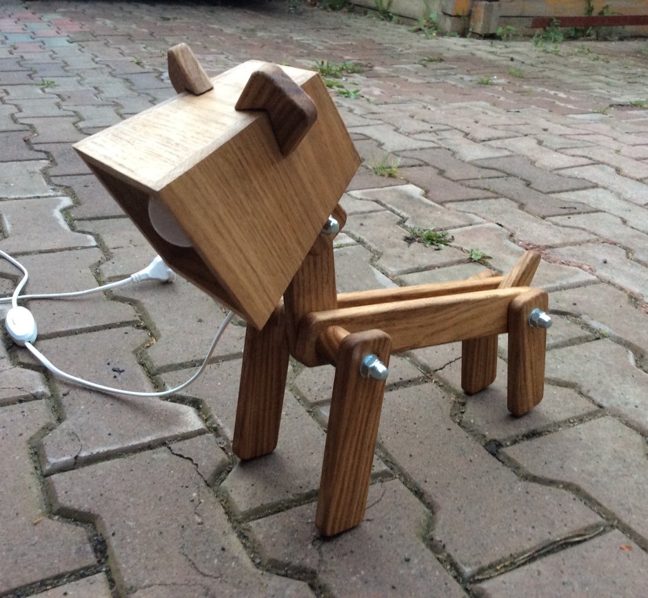 Настольная лампа из фанеры