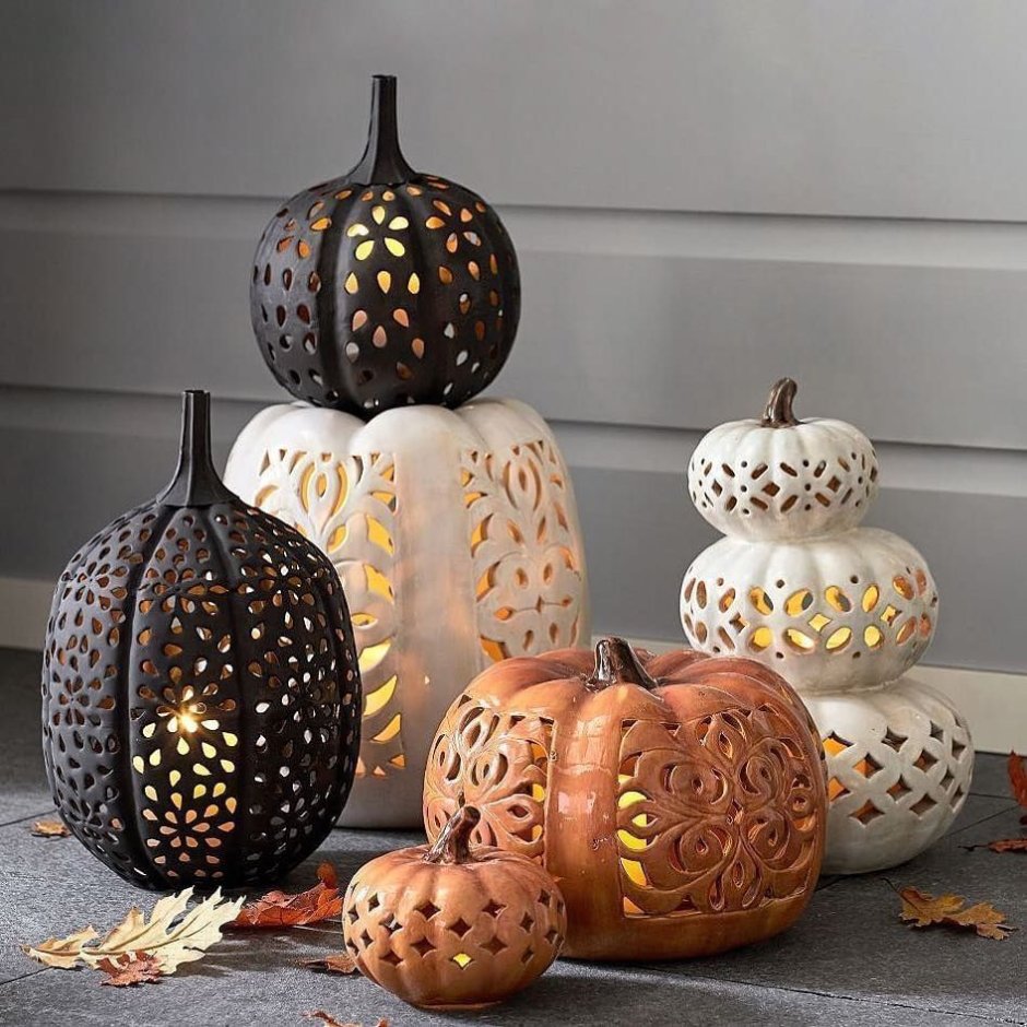 Светильник из настоящей тыквы