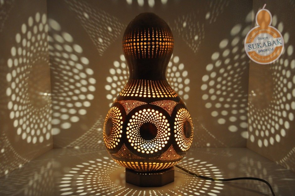 Арт-светильники из высушенной тыквы. «Calabarte»