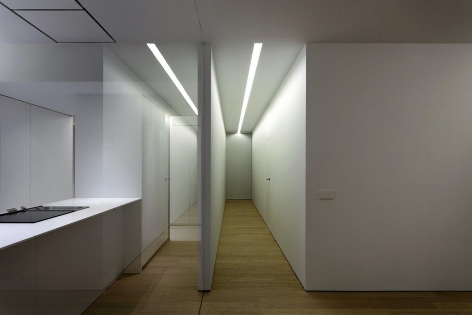 Светильник для магнитного трека Roller 34/9w-4000k Black