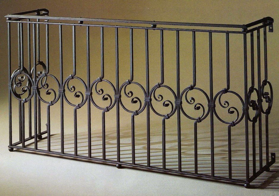 Металлические лестничные решетки