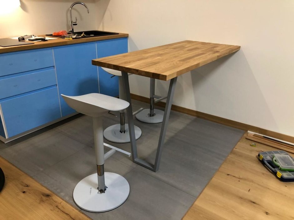 Бар стойка на кухне