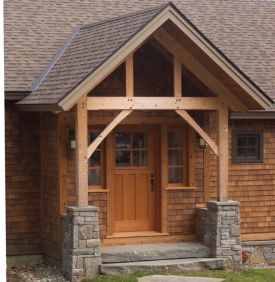 Крыльцо с двухскатной крышей