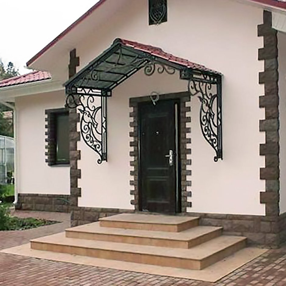 Навес над крыльцом из металлочерепицы