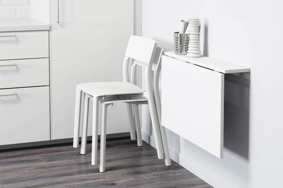 Складной стол для квартиры