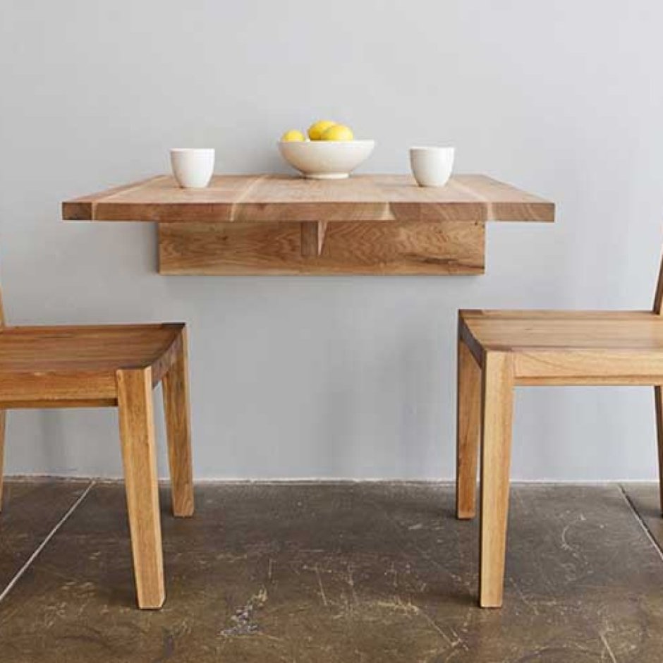 Компактный стол на кухню