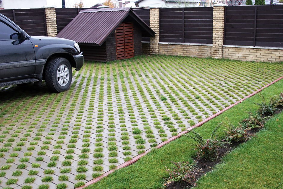 Георешетка газонная (экопарковка)