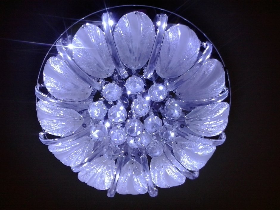 Modern Ceiling Light люстра