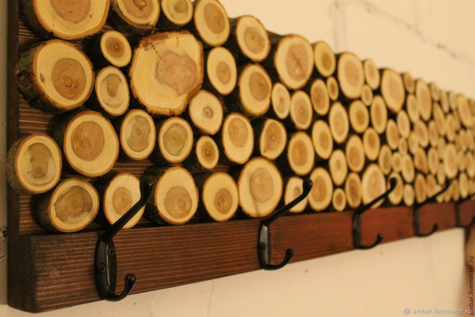 Вешалка из спила дерева своими