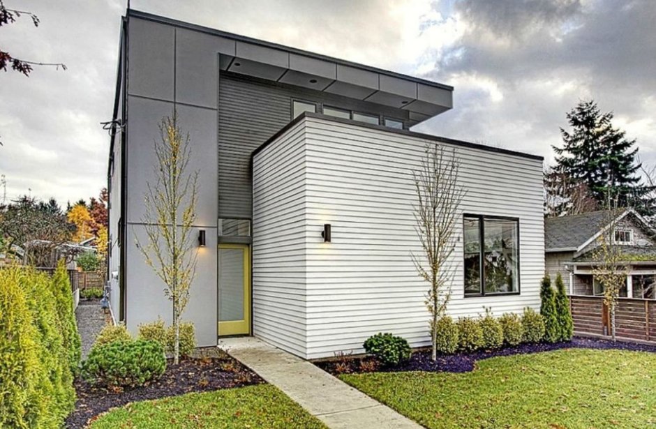 Современный фасад из профлиста