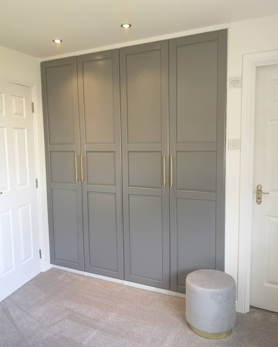 Розовая прихожая