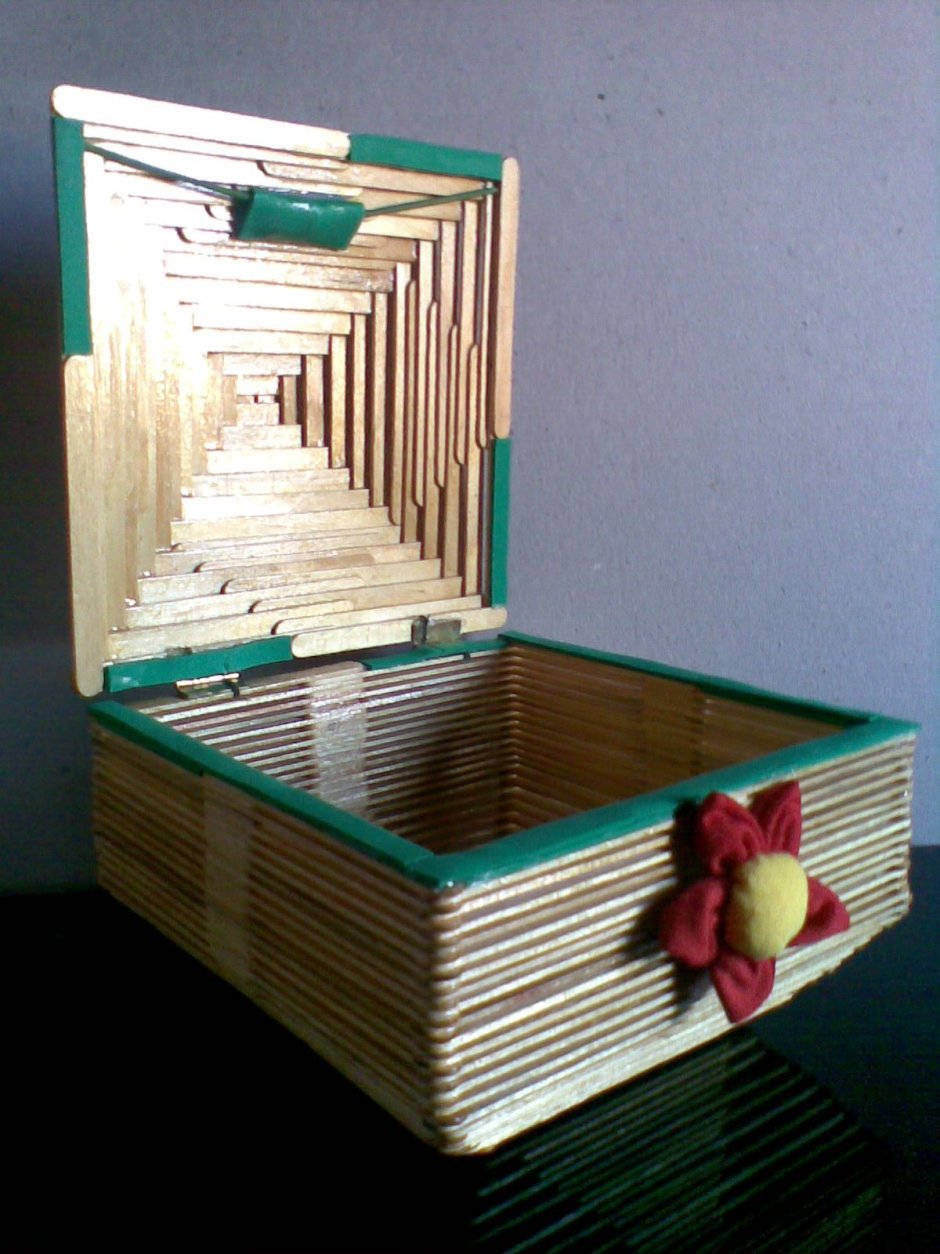 Корзина из палочек для мороженого