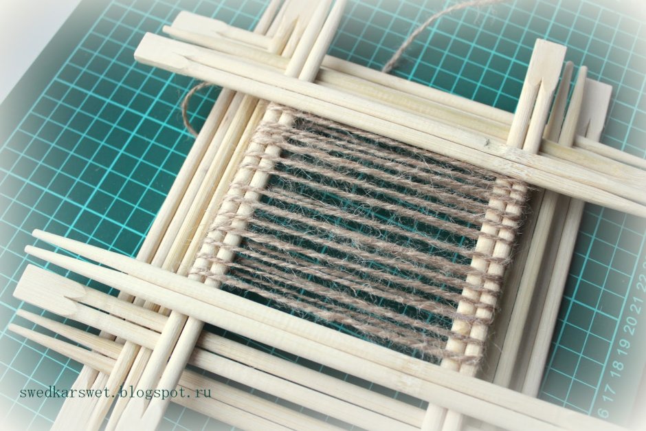 Изделия из деревянных палочек