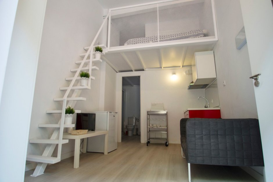 Компактная винтовая лестница