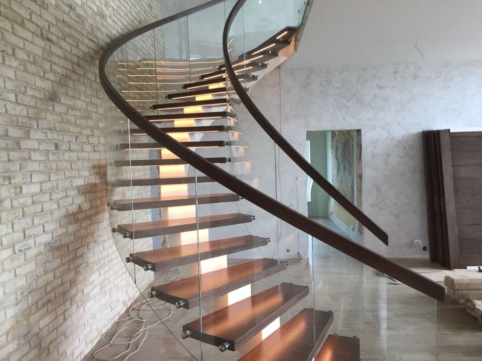 Лестница на монокосоуре с забежными