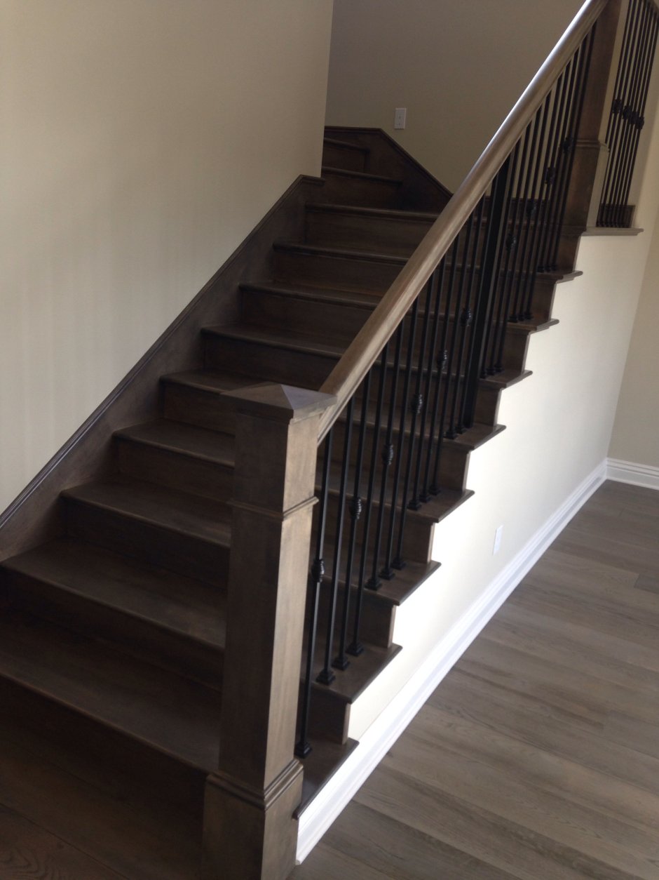 Ступени из ЛДСП на лестницу