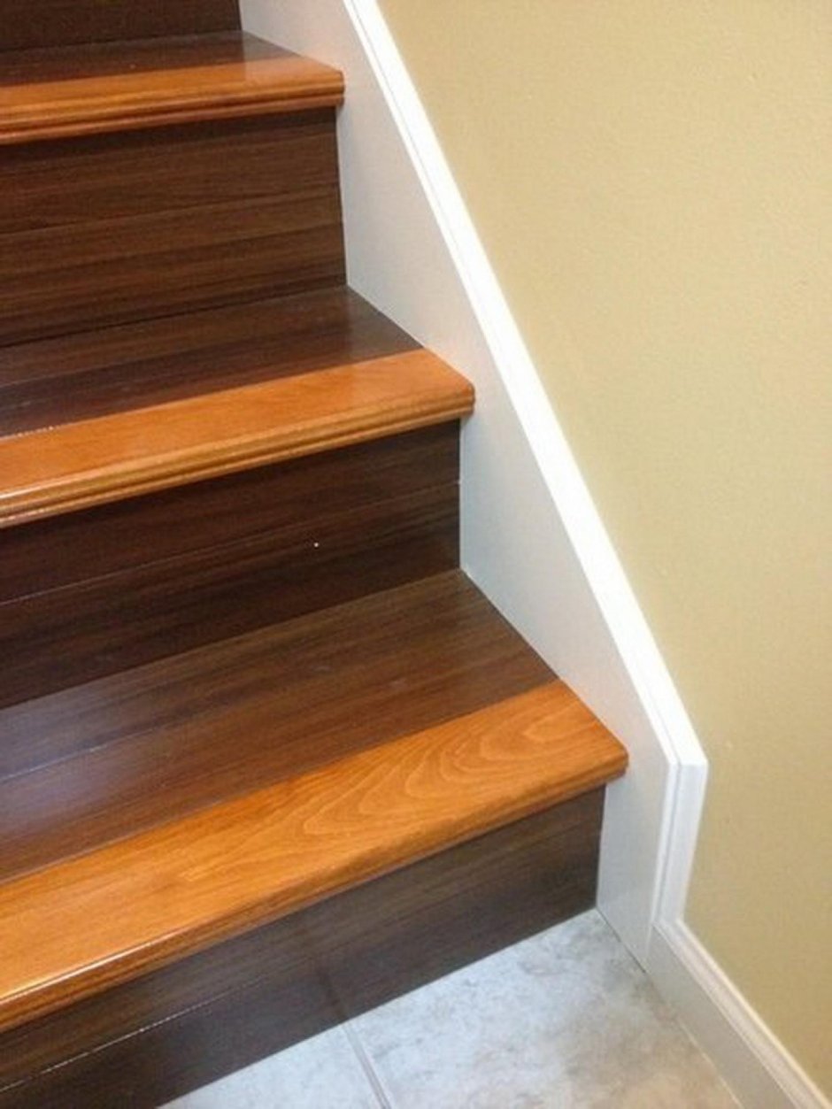 Сапожок на лестнице