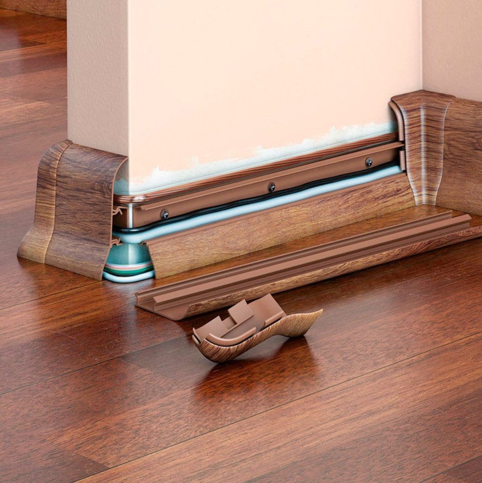 Плинтус напольный