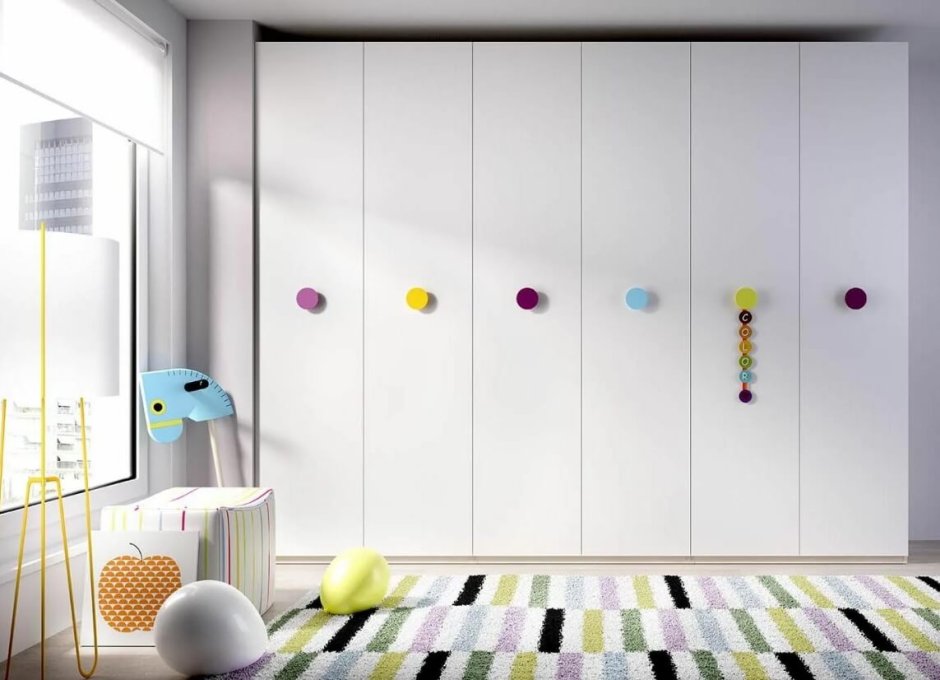 Современные шкафы в детскую комнату