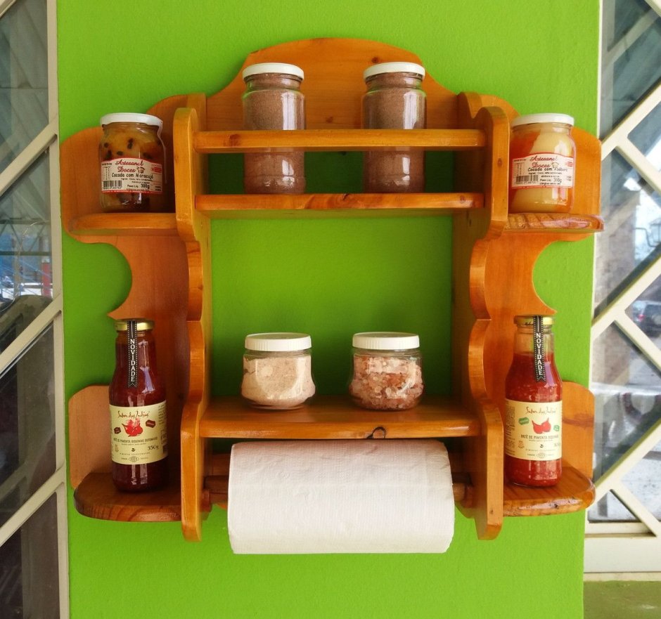 Полки из дерева на кухню