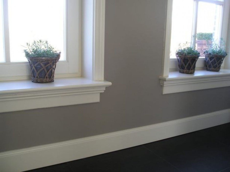 Плинтус под подоконник
