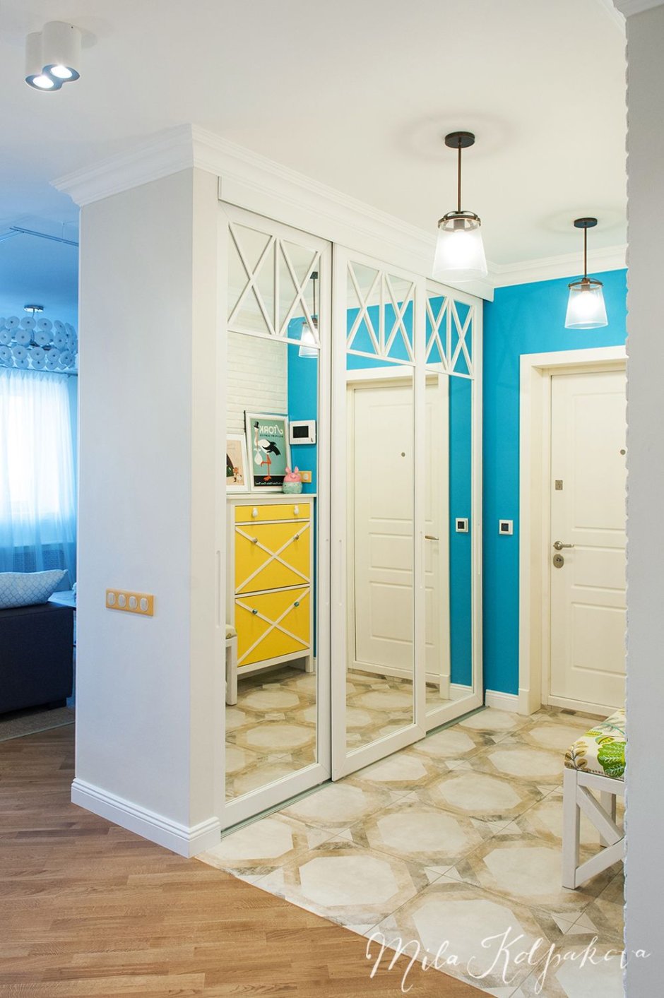 Зонирование комнаты шкафом