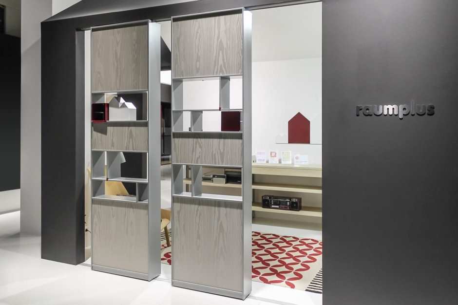 Небольшой шкаф купе в прихожую