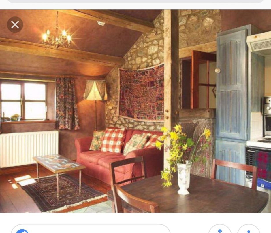 Старая дача внутри