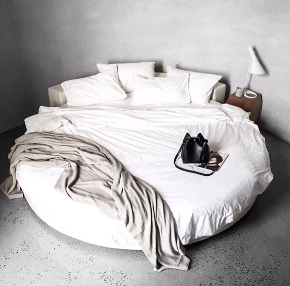 Круглая кровать двуспальная