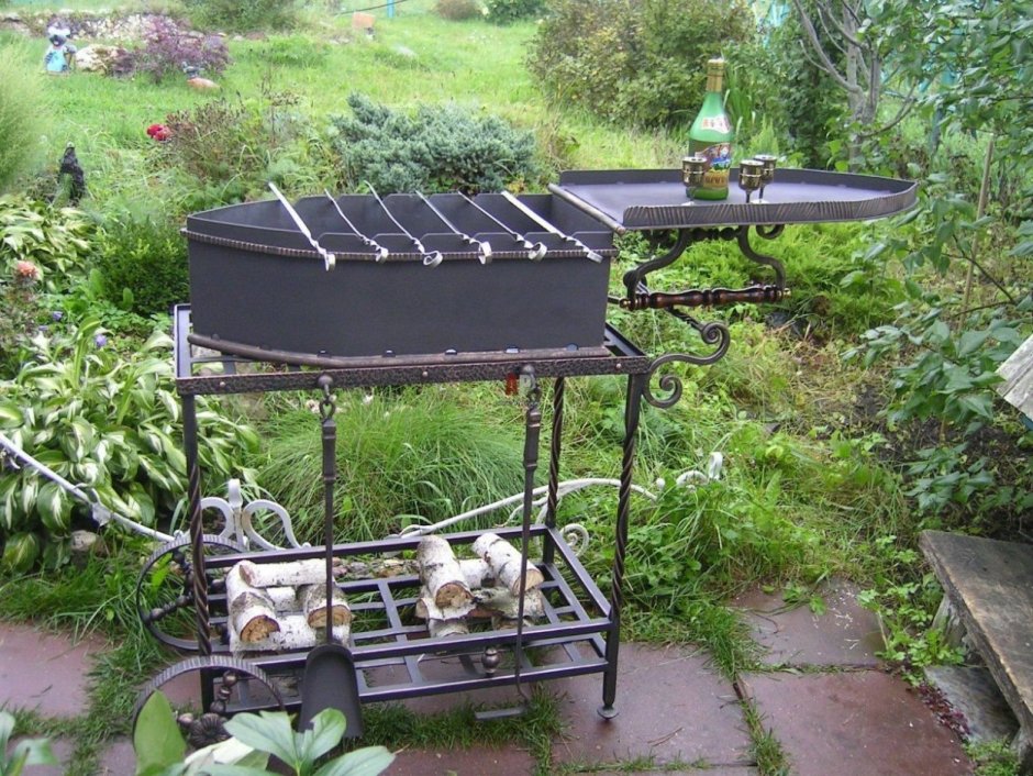 Пергола патио с мангалом