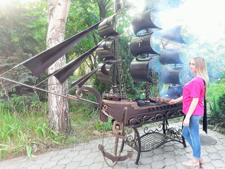 Французские Балкончики на окнах для цветов