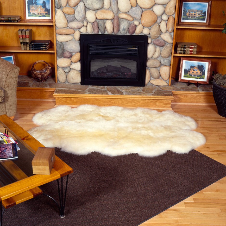 Ковер перед камином