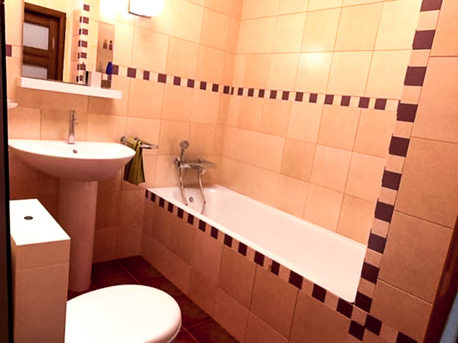 Крашенные стены в ванной