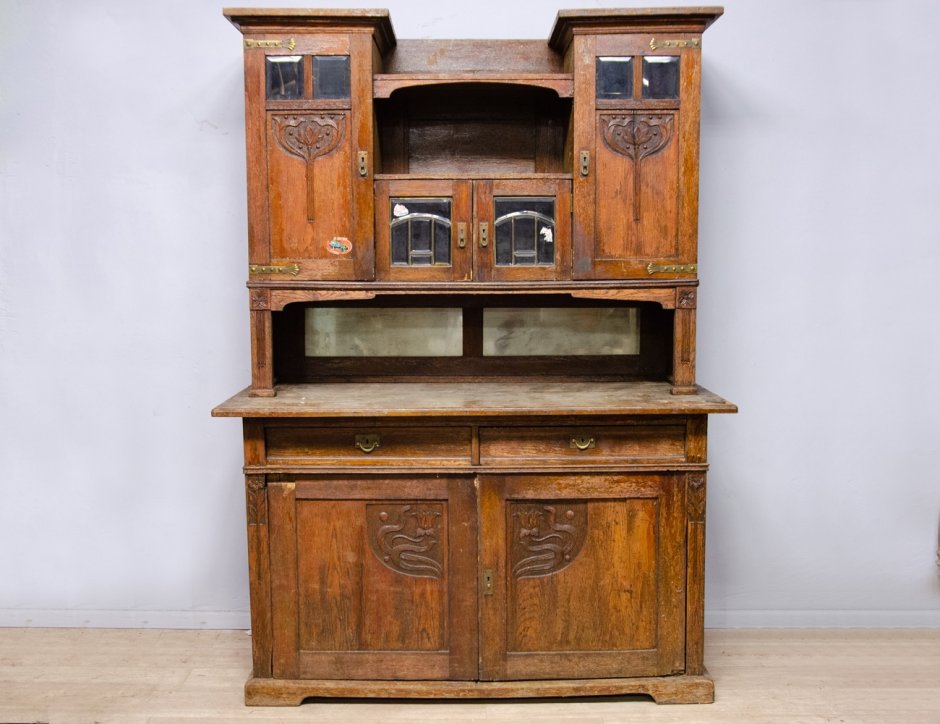 Антикварный старинный буфет стиль Модерн