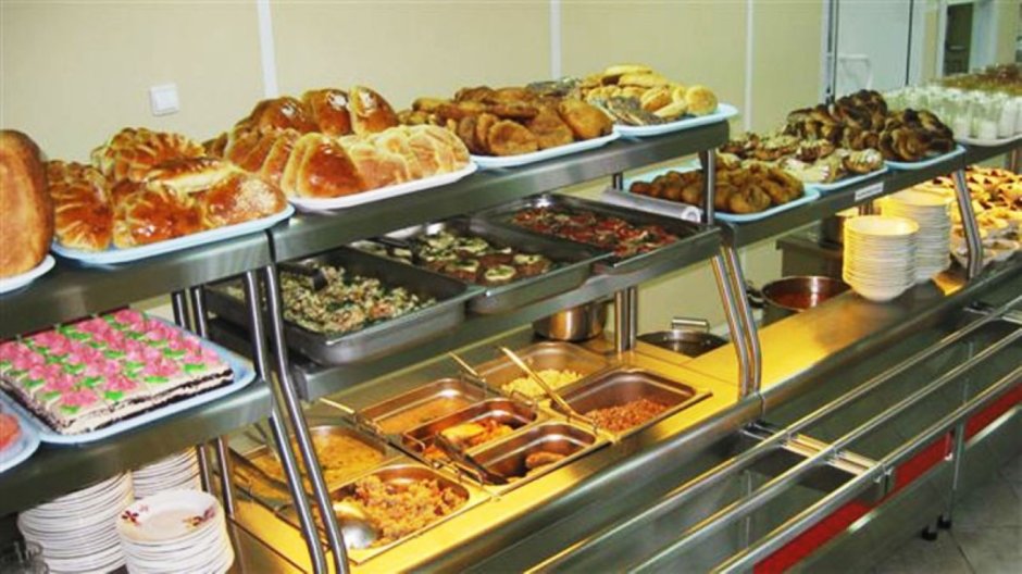 Ассортимент блюд в столовой
