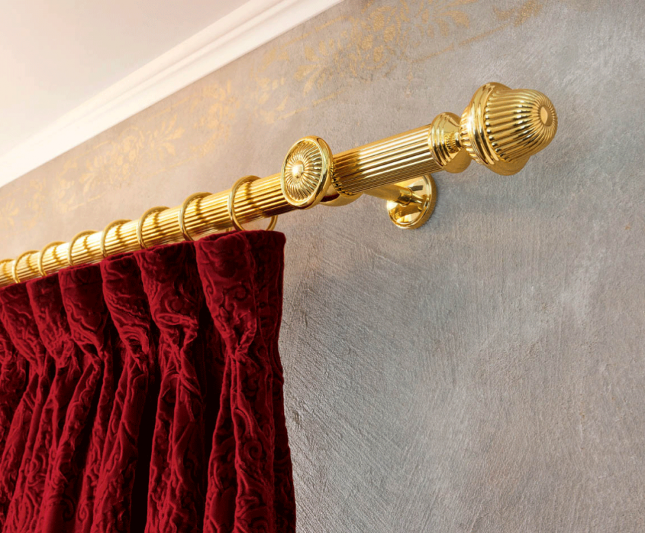 Короткий карниз для штор