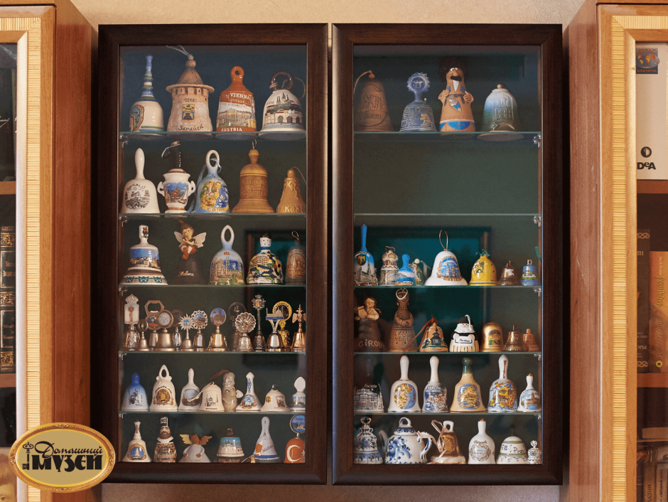 Стеллаж для колокольчик сувенирных