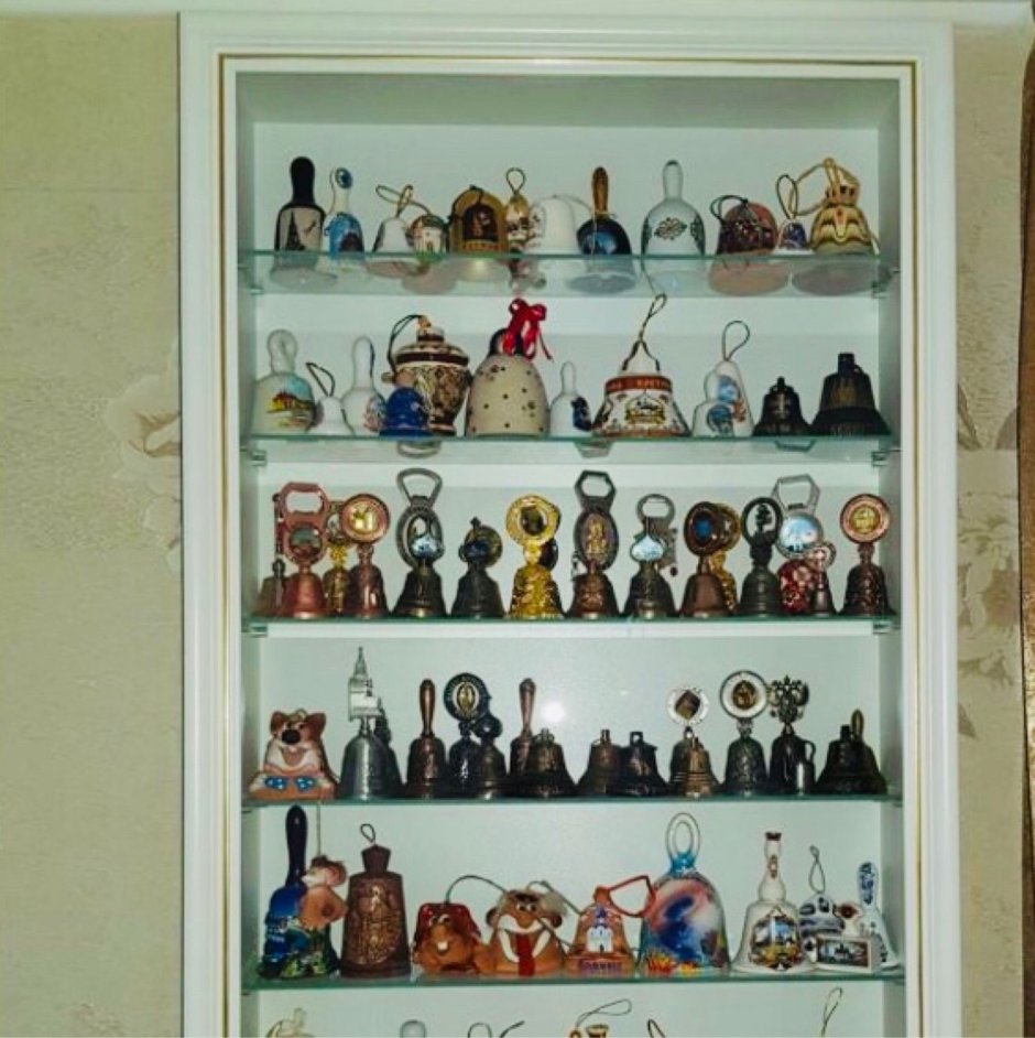 Витрина для кукол ДЕАГОСТИНИ