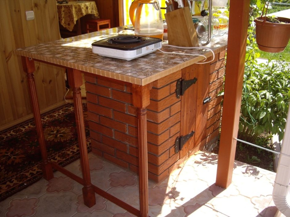 Кухня на дачу из дерева