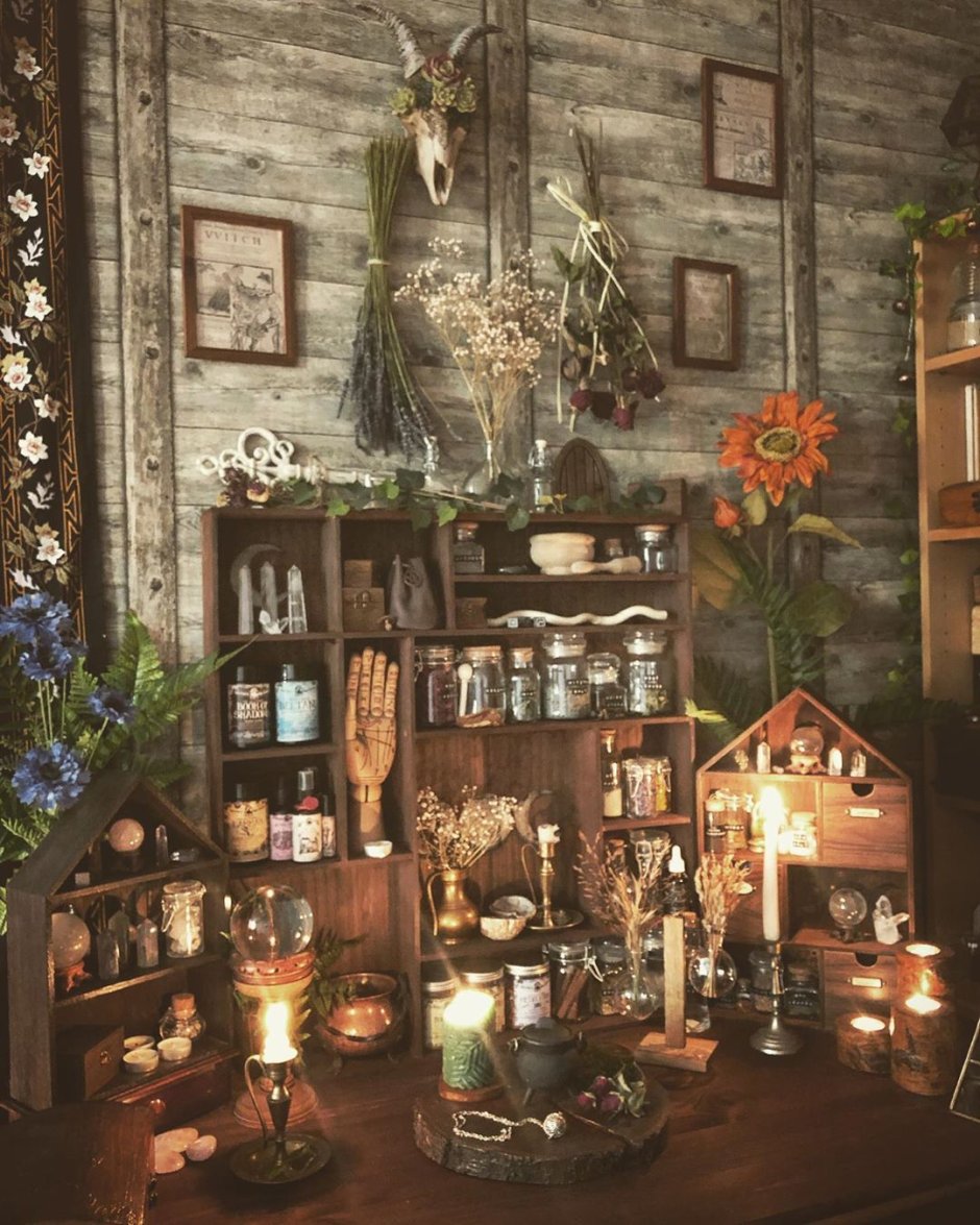Комната в ведьминском стиле